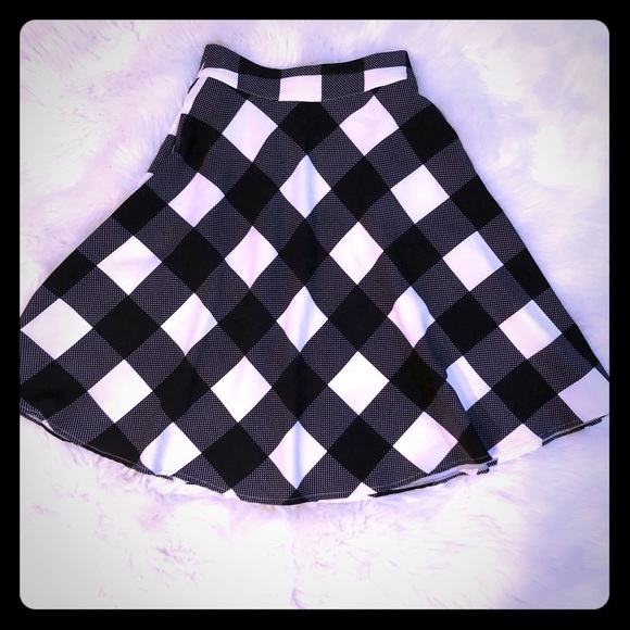 Unique Vintage Dresses & Skirts - Black and white unique vintage circle skirt